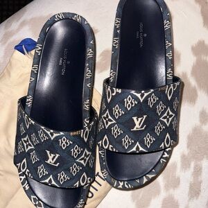 louis vuitton platform slides